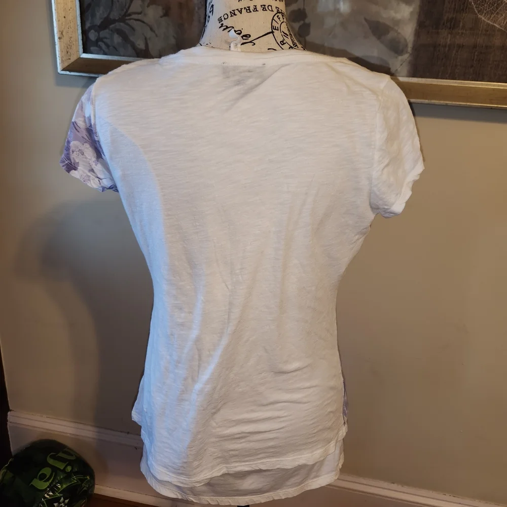 The Limited White and Purple Floral Short Sleeve Top - Picture 2 of 5